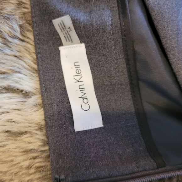 Calvin Klein charcoal grey pencil skirt (size 14) - Picture 4 of 6